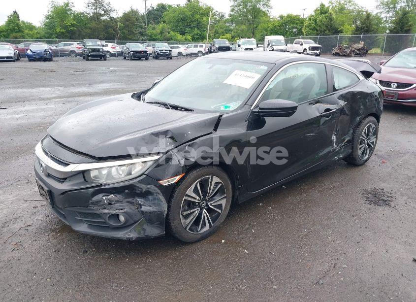 Photo 2 of 2018 Honda Civic EX-T (VIN 2HGFC3B39JH357802)