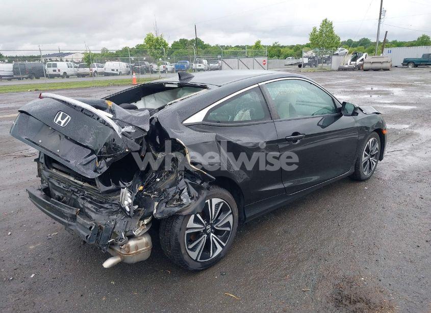 Photo 4 of 2018 Honda Civic EX-T (VIN 2HGFC3B39JH357802)