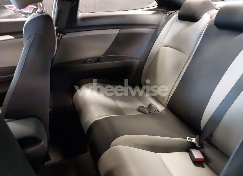 Photo 8 of 2016 Honda Civic EX-T (VIN 2HGFC3B3XGH351614)