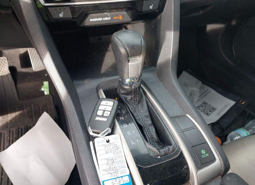 Photo 11 of 2016 Honda Civic EX-T (VIN 2HGFC3B3XGH351919)