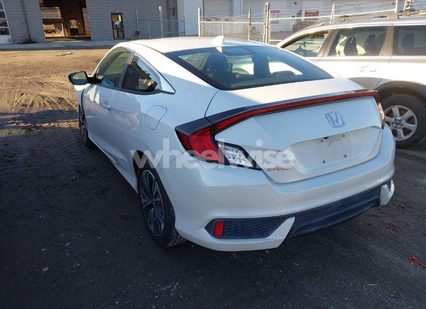Photo 3 of 2017 Honda Civic EX-T (VIN 2HGFC3B3XHH355101)