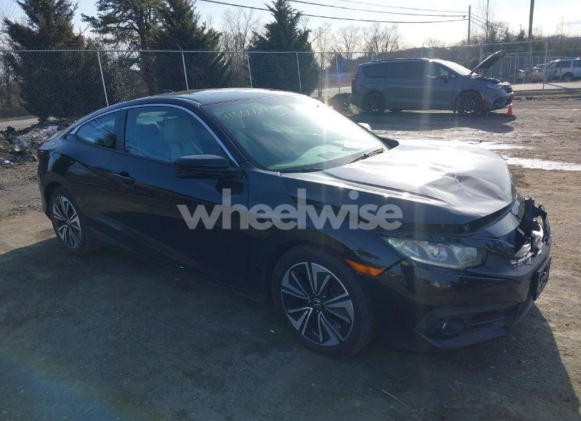 2016 Honda Civic EX-L (VIN 2HGFC3B71GH350418) main photo