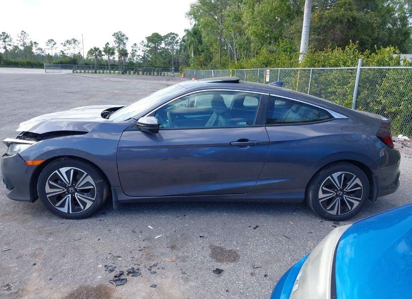 Photo 15 of 2018 Honda Civic EX-L (VIN 2HGFC3B72JH353433)