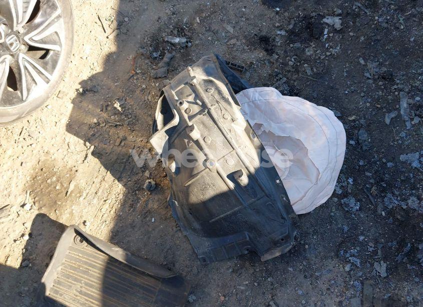 Photo 12 of 2018 Honda Civic EX-L (VIN 2HGFC3B72JH355439)