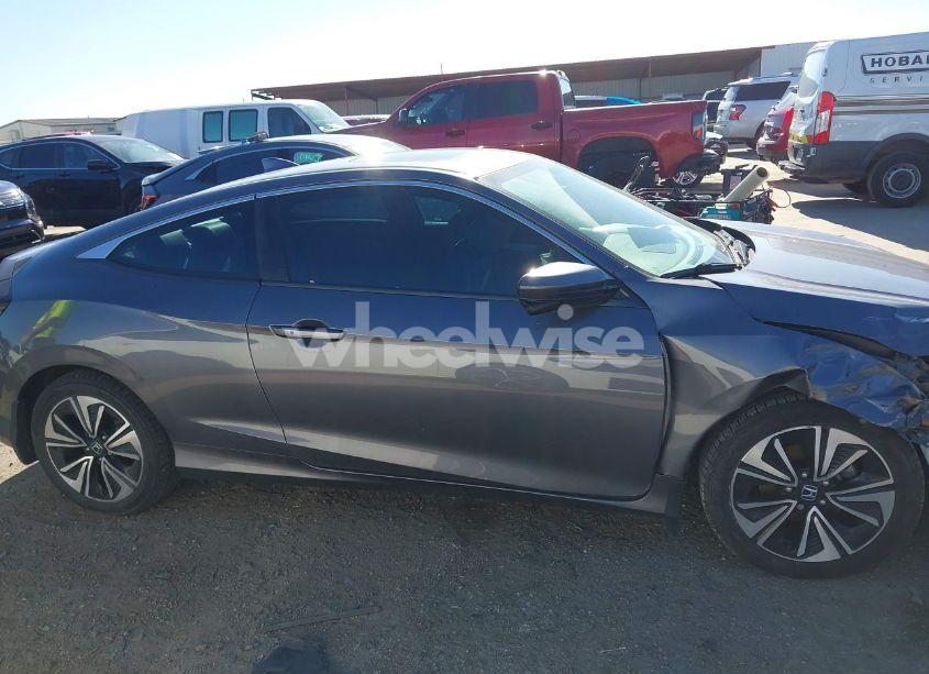 Photo 14 of 2018 Honda Civic EX-L (VIN 2HGFC3B72JH355439)