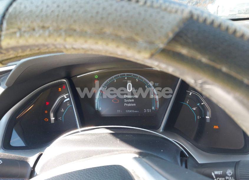 Photo 16 of 2018 Honda Civic EX-L (VIN 2HGFC3B72JH355439)