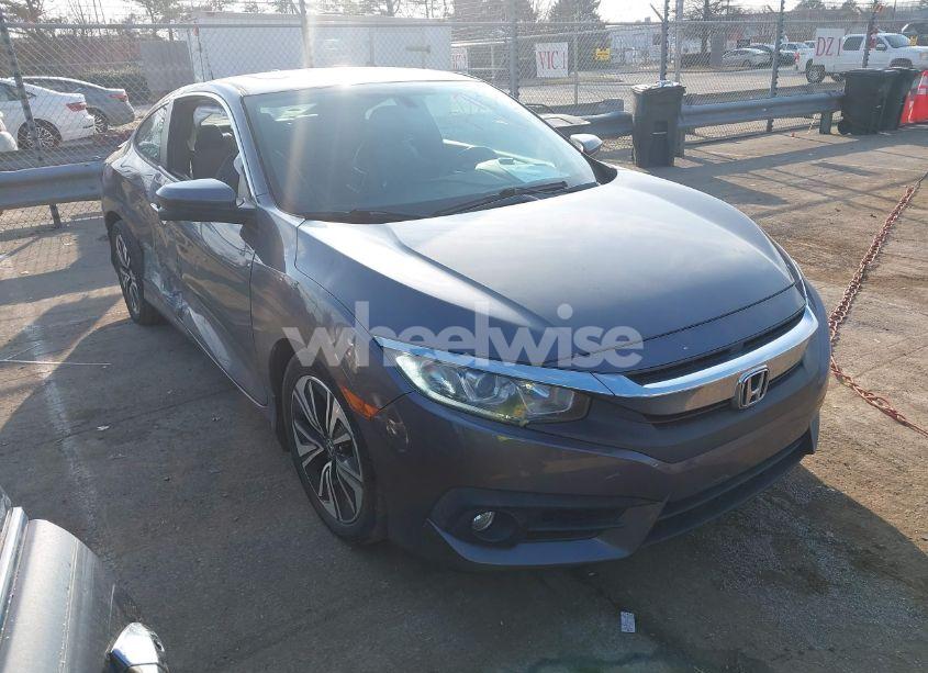 2018 Honda Civic EX-L (VIN 2HGFC3B73JH357135) main photo