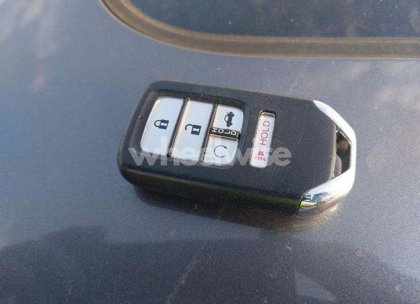 Photo 11 of 2018 Honda Civic EX-L (VIN 2HGFC3B73JH357135)