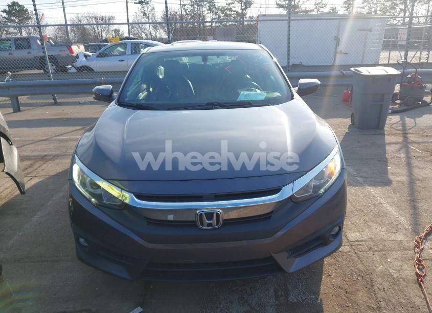 Photo 12 of 2018 Honda Civic EX-L (VIN 2HGFC3B73JH357135)