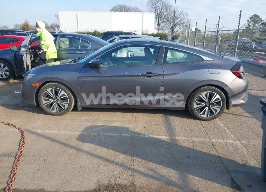 Photo 14 of 2018 Honda Civic EX-L (VIN 2HGFC3B73JH357135)