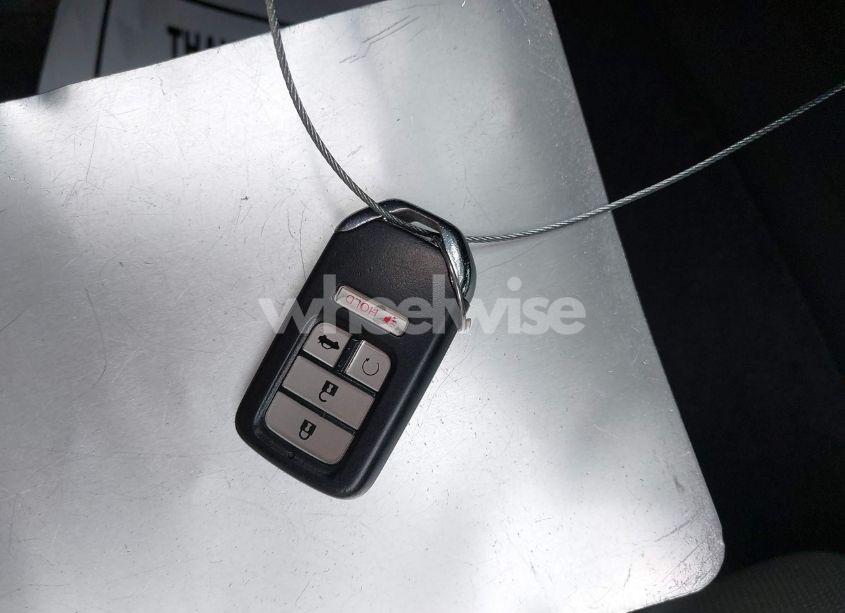 Photo 11 of 2016 Honda Civic EX-L (VIN 2HGFC3B74GH358402)