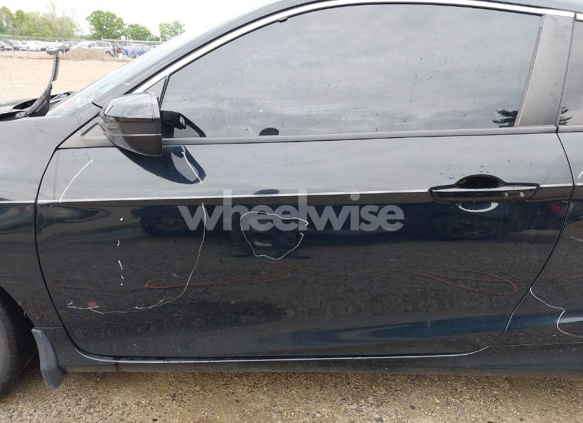 Photo 19 of 2016 Honda Civic EX-L (VIN 2HGFC3B74GH358402)