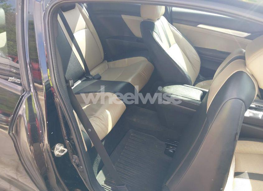 Photo 8 of 2016 Honda Civic EX-L (VIN 2HGFC3B76GH356389)