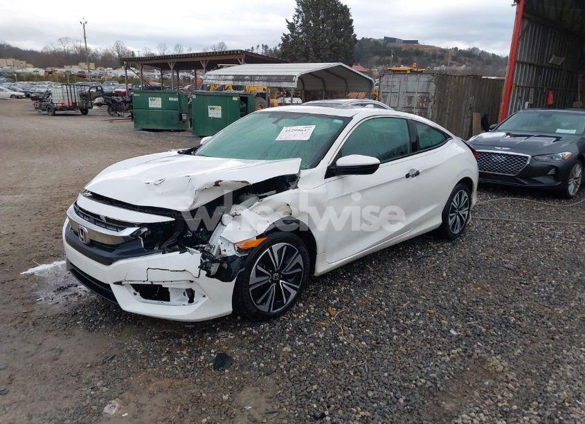 Photo 2 of 2018 Honda Civic EX-L (VIN 2HGFC3B76JH352964)