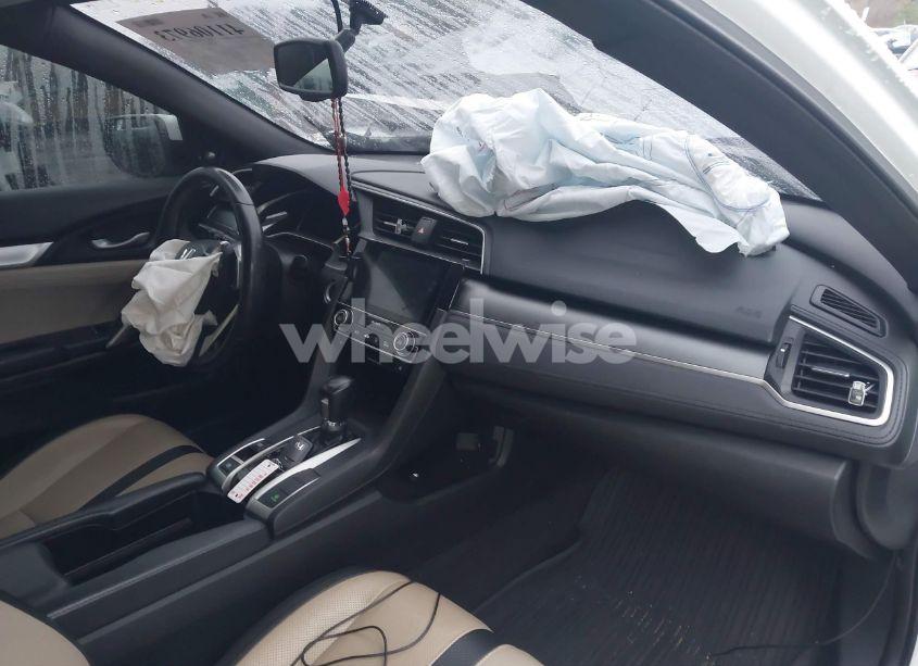 Photo 5 of 2016 Honda Civic EX-L (VIN 2HGFC3B78GH355616)