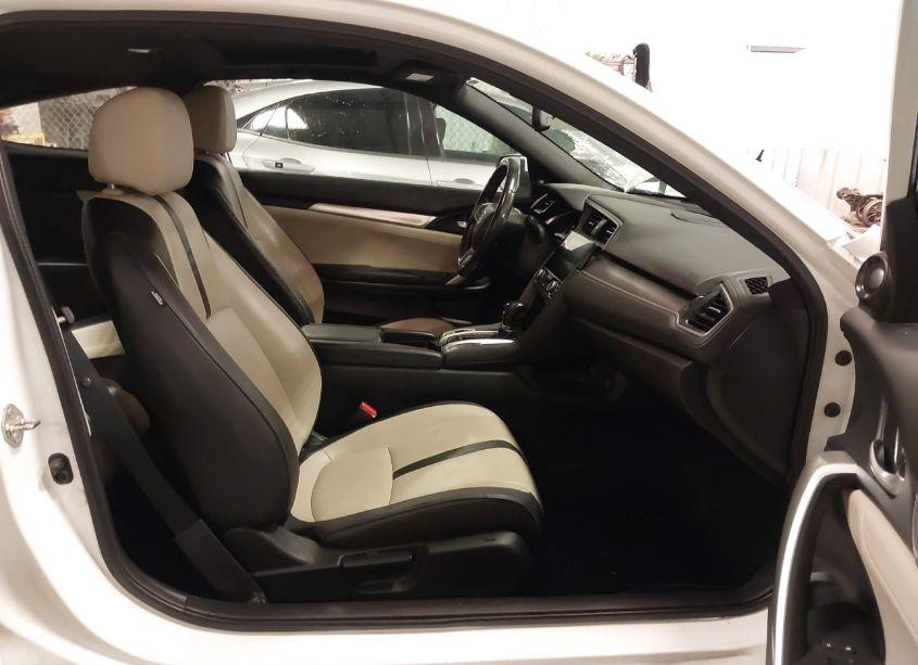 Photo 5 of 2017 Honda Civic EX-L (VIN 2HGFC3B79HH361166)