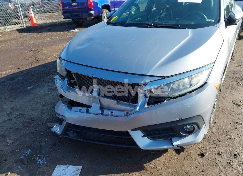 Photo 6 of 2018 Honda Civic EX-L (VIN 2HGFC3B79JH357124)