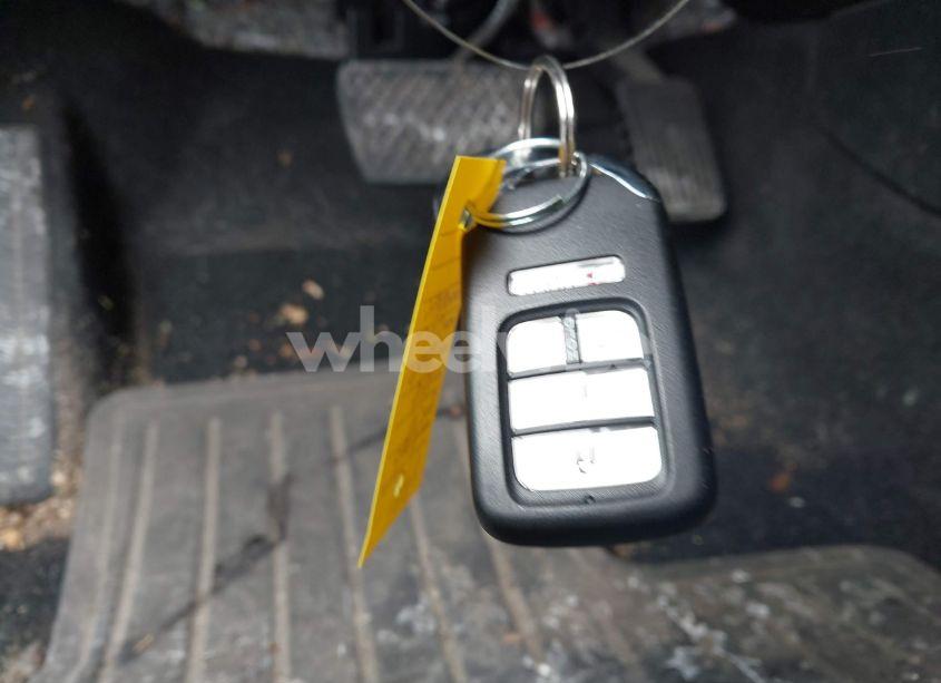 Photo 11 of 2016 Honda Civic TOURING (VIN 2HGFC3B91GH351389)