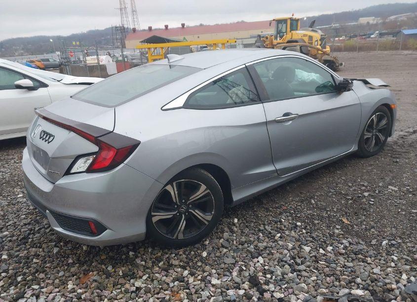 Photo 4 of 2018 Honda Civic TOURING (VIN 2HGFC3B92JH354860)