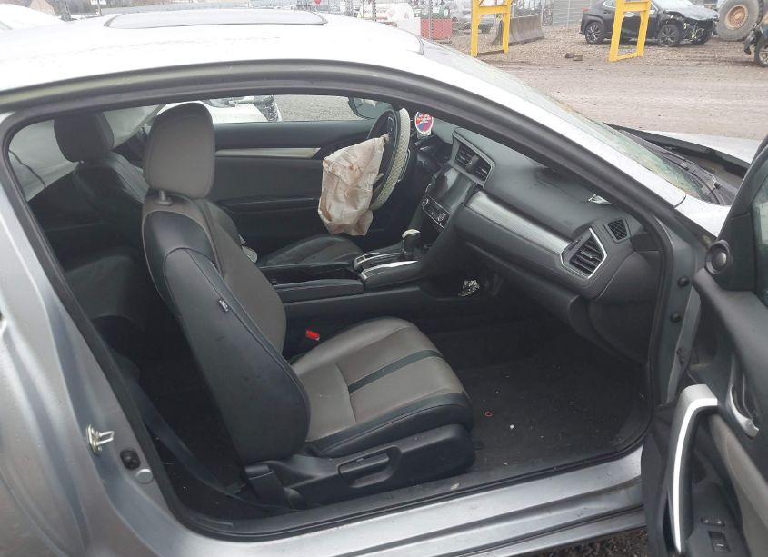 Photo 5 of 2018 Honda Civic TOURING (VIN 2HGFC3B92JH354860)