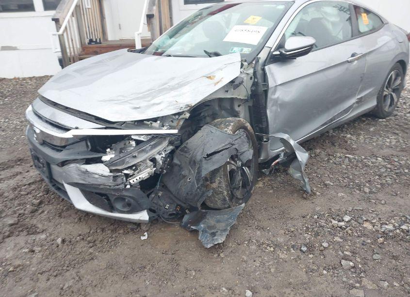 Photo 6 of 2018 Honda Civic TOURING (VIN 2HGFC3B92JH354860)