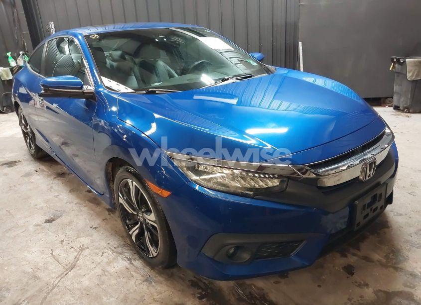 2016 Honda Civic TOURING (VIN 2HGFC3B95GH350813) main photo