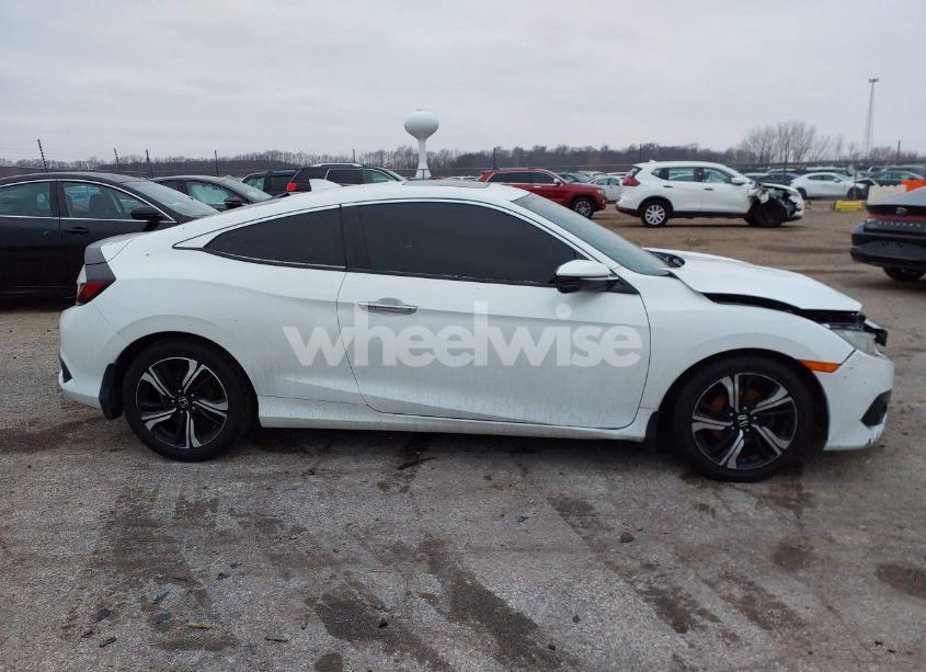 Photo 13 of 2016 Honda Civic TOURING (VIN 2HGFC3B95GH355171)
