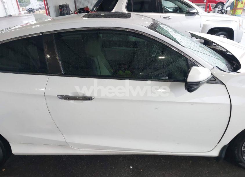 Photo 14 of 2017 Honda Civic TOURING (VIN 2HGFC3B95HH353910)