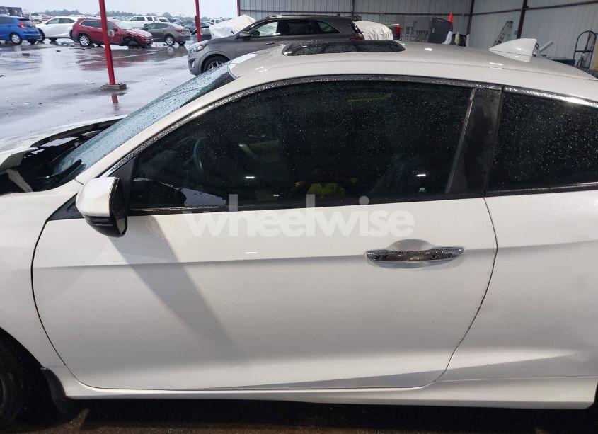 Photo 15 of 2017 Honda Civic TOURING (VIN 2HGFC3B95HH353910)