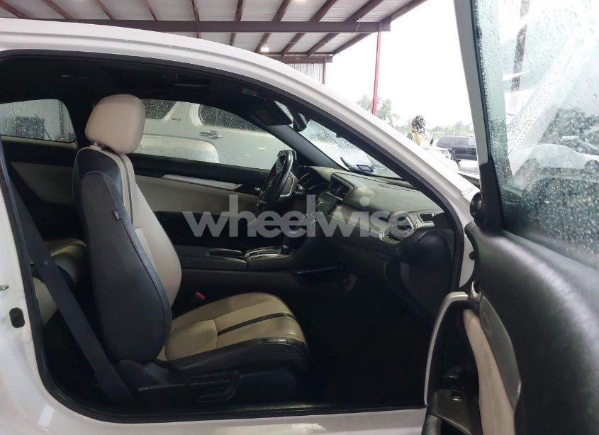 Photo 5 of 2017 Honda Civic TOURING (VIN 2HGFC3B95HH353910)