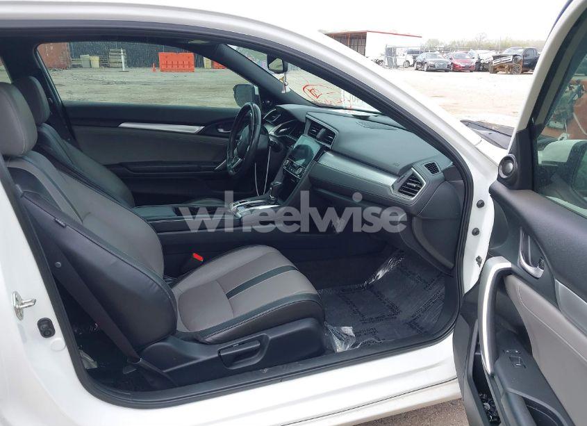 Photo 5 of 2017 Honda Civic TOURING (VIN 2HGFC3B96HH353835)