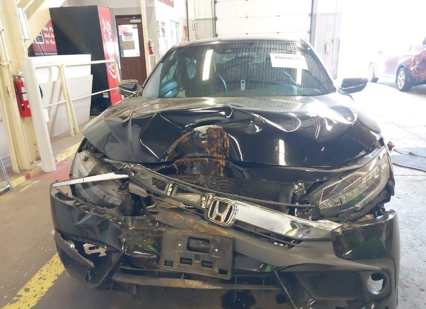 Photo 12 of 2018 Honda Civic TOURING (VIN 2HGFC3B96JH350312)