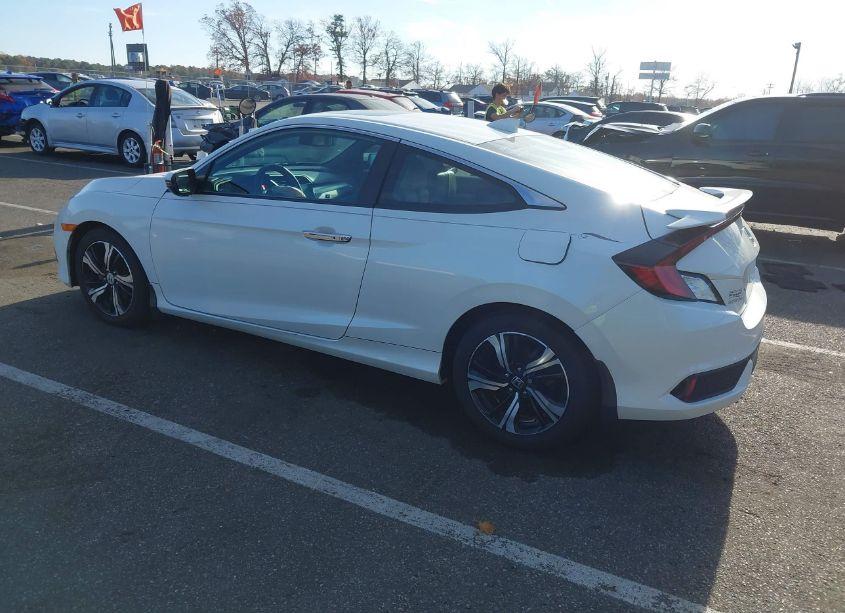 Photo 3 of 2017 Honda Civic TOURING (VIN 2HGFC3B97HH357408)