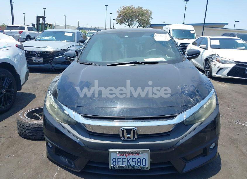 Photo 12 of 2017 Honda Civic TOURING (VIN 2HGFC3B99HH352162)