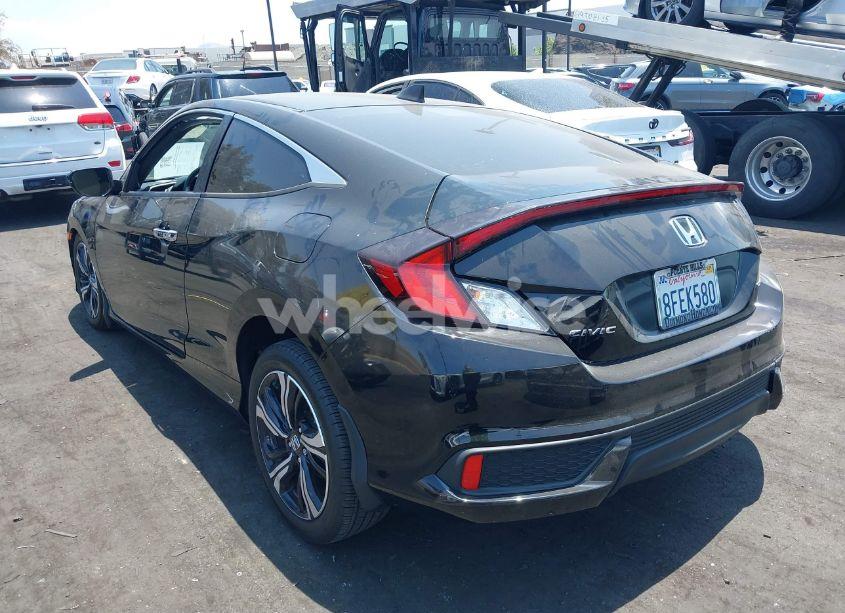 Photo 3 of 2017 Honda Civic TOURING (VIN 2HGFC3B99HH352162)