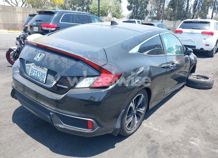 Photo 4 of 2017 Honda Civic TOURING (VIN 2HGFC3B99HH352162)