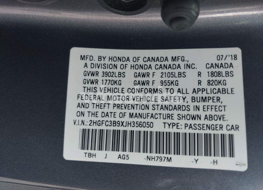 Photo 9 of 2018 Honda Civic TOURING (VIN 2HGFC3B9XJH356050)