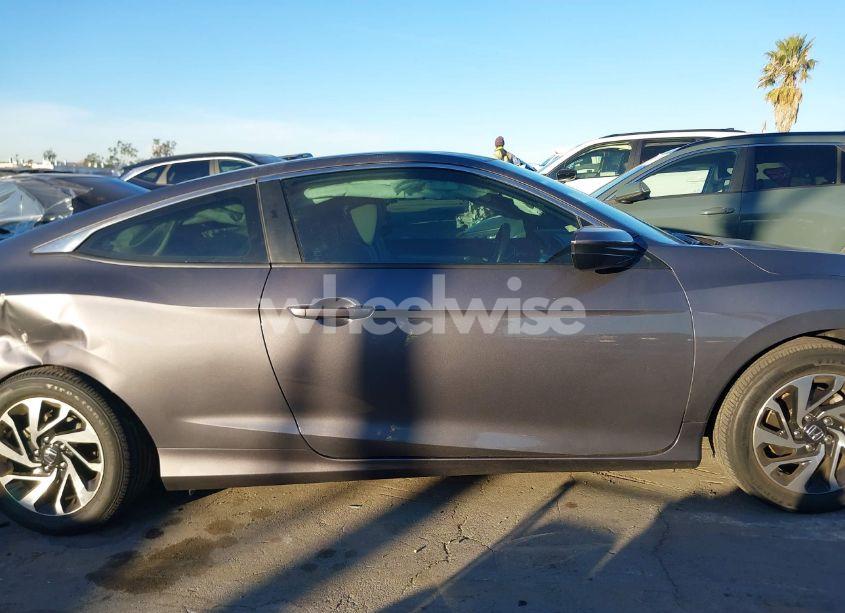 Photo 13 of 2018 Honda Civic LX (VIN 2HGFC4A57JH304153)