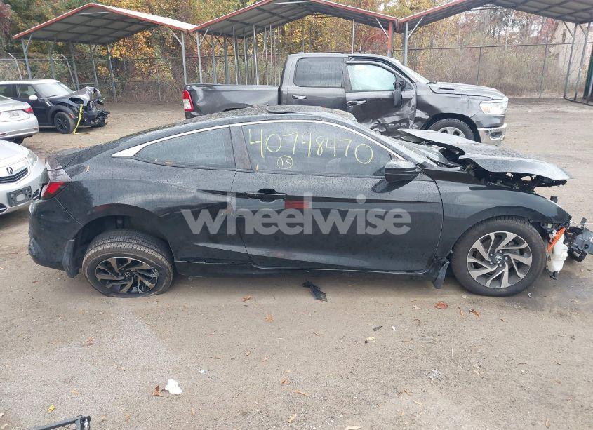 Photo 14 of 2018 Honda Civic LX-P (VIN 2HGFC4B01JH302675)