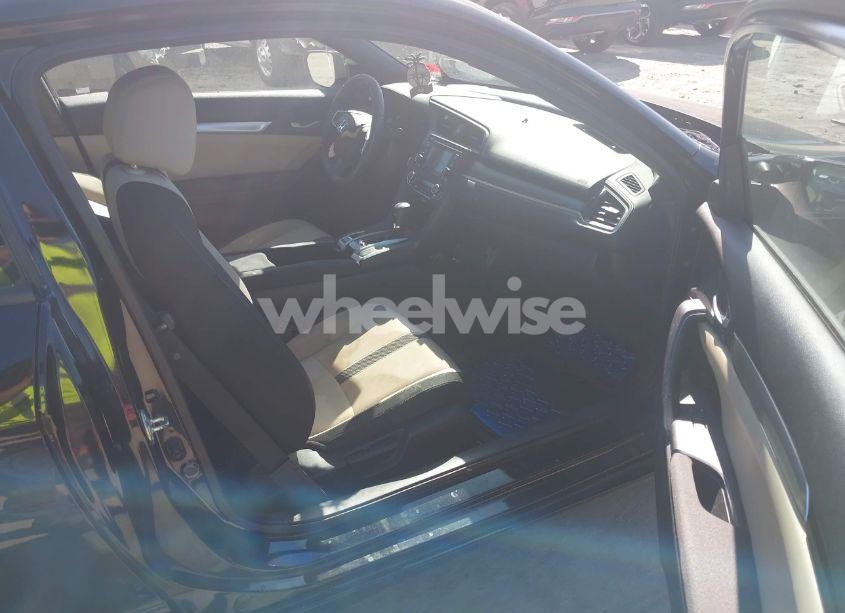 Photo 5 of 2016 Honda Civic LX-P (VIN 2HGFC4B03GH306543)