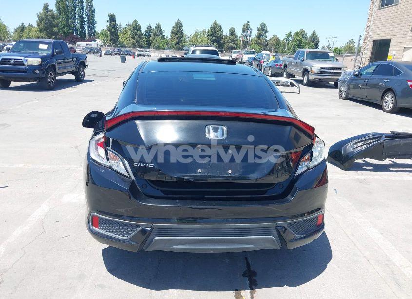 Photo 17 of 2018 Honda Civic LX-P (VIN 2HGFC4B03JH300376)