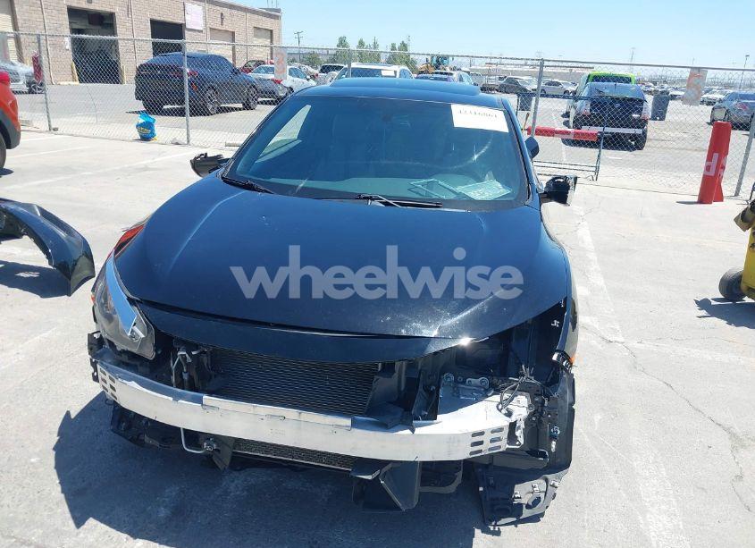 Photo 6 of 2018 Honda Civic LX-P (VIN 2HGFC4B03JH300376)