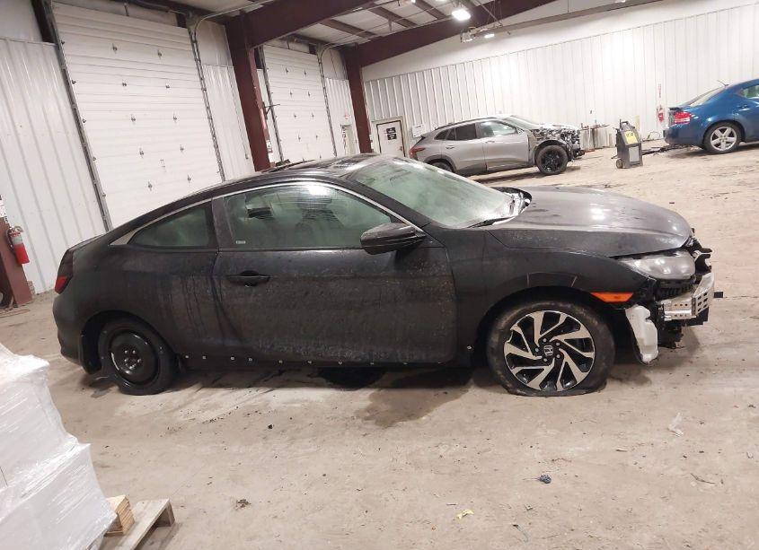 Photo 13 of 2018 Honda Civic LX-P (VIN 2HGFC4B03JH302502)