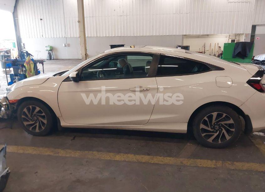 Photo 14 of 2018 Honda Civic LX-P (VIN 2HGFC4B05JH306468)