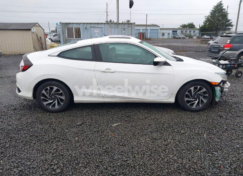 Photo 13 of 2018 Honda Civic LX-P (VIN 2HGFC4B06JH306236)