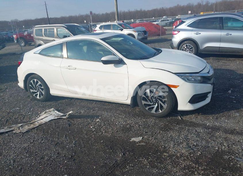 Photo 13 of 2018 Honda Civic LX-P (VIN 2HGFC4B06JH309105)