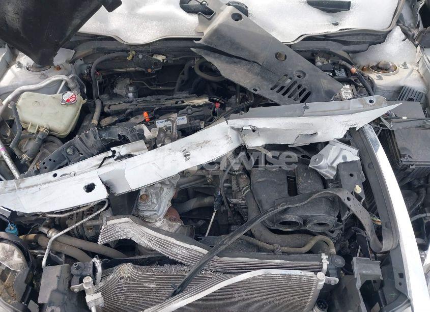 Photo 10 of 2018 Honda Civic LX-P (VIN 2HGFC4B09JH304383)