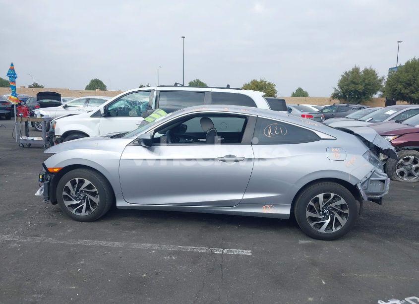 Photo 15 of 2018 Honda Civic LX (VIN 2HGFC4B50JH300850)