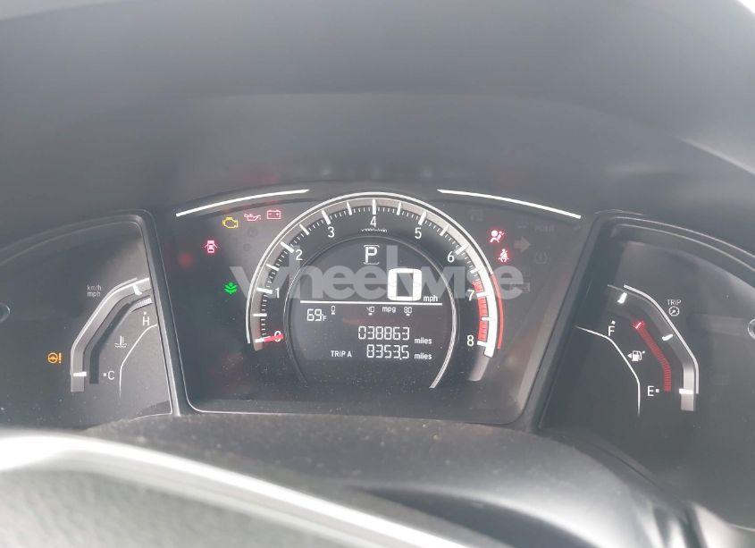 Photo 7 of 2018 Honda Civic LX (VIN 2HGFC4B50JH300850)