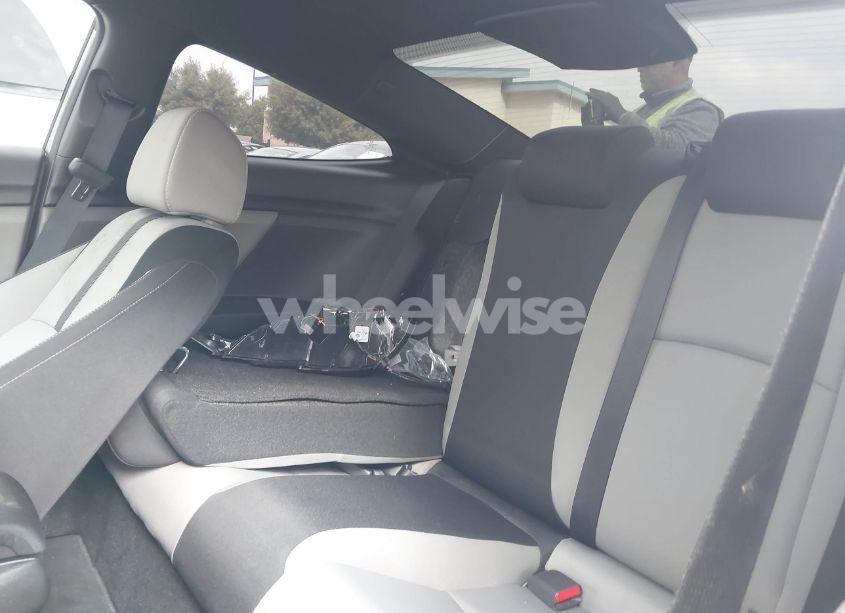 Photo 8 of 2018 Honda Civic LX (VIN 2HGFC4B50JH300850)